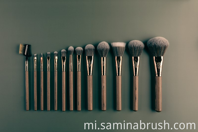 Taputapu Tohu Tika D02 Makeup Brush Set D02